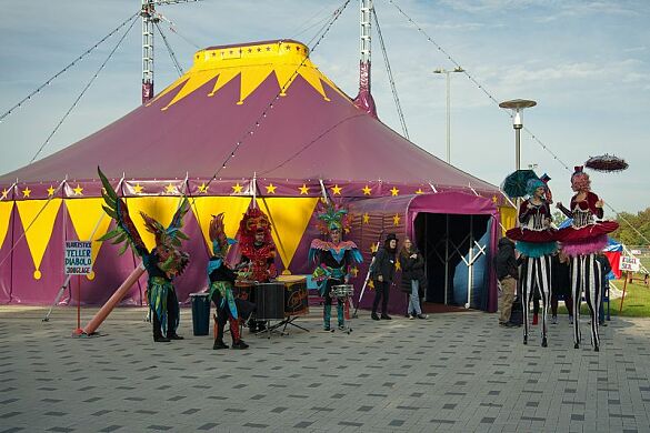 Die Circusschule JOKES - das Zelt am Standort Kornstraße