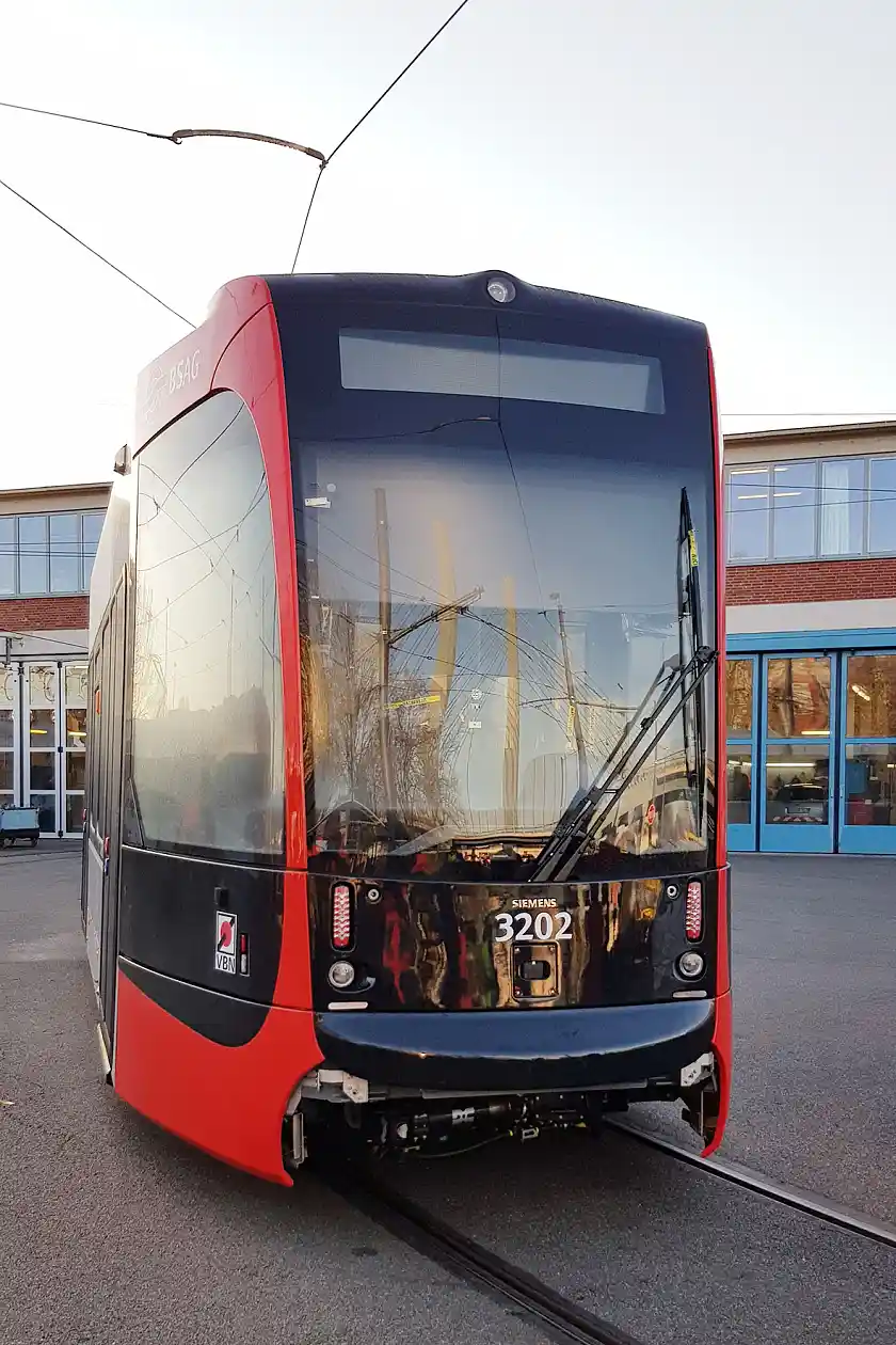 Neue Straßenbahn für Bremen (c)BSAG