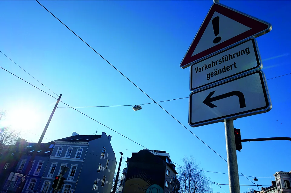 Achtung, ge&auml;nderte Verkehrsf&uuml;hrung!