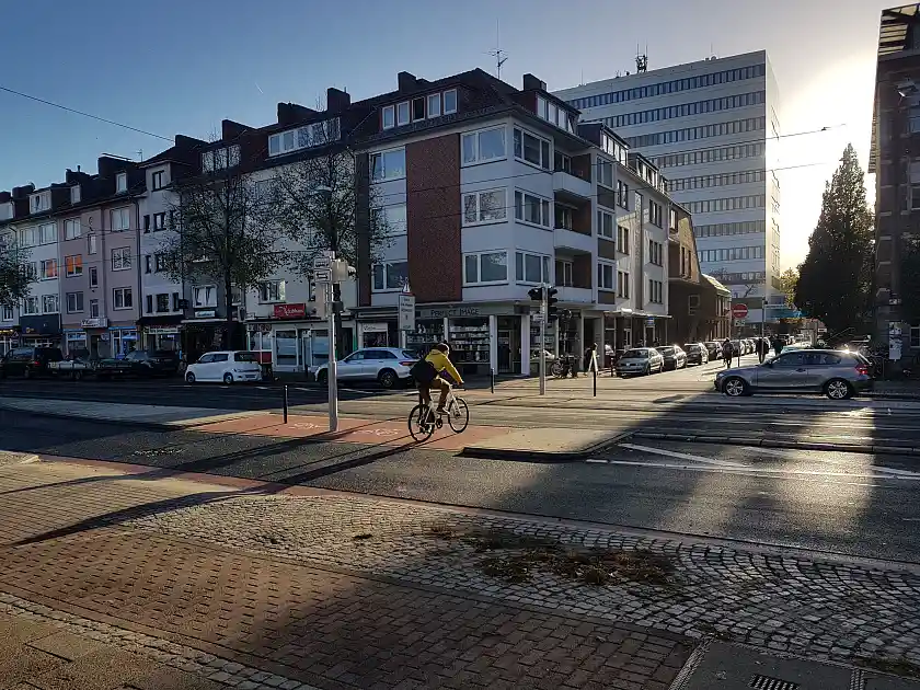 Beispielbild eines Mehrfamilienhauses