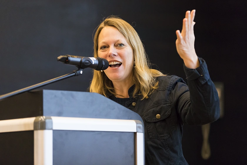 Senatorin Schaefer h&auml;lt die Begr&uuml;&szlig;ungs zur Interreg Konferenz 2019 (c)Thomas Hellmann|SKUMS