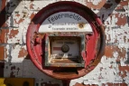 Zeigt einen Feuermelder