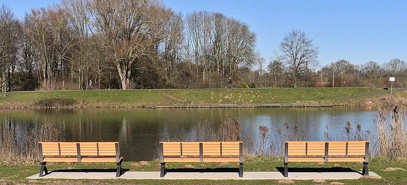 Seeblick von neuen B&auml;nken aus (2023)