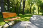 Sitzbank am neu geführten Weg