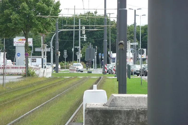 Rasengleis der Stra&szlig;enbahn
