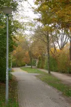 Wegeabschnitt in Höhe der Kita Kornstraße (vor Sanierung)