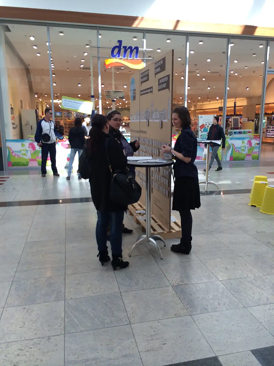 Bremen-Bewegen on Tour in der Waterfront Bremen