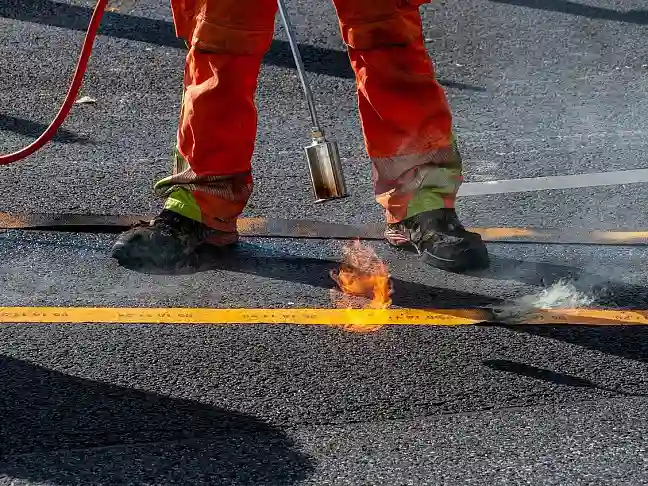 Symbolbild Straßenbauarbeiten